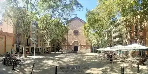 Plaça de la Virreina & Sant Joan Baptista Church