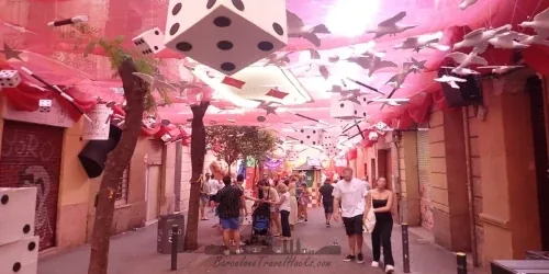 Fiesta Major de Gràcia 2024  - Decorated streets with live music